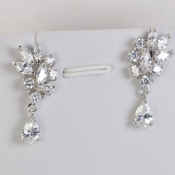 Luxury CZ Trendy Halo Brilliant Drop Dangle Earrings - Picture 3 of 3